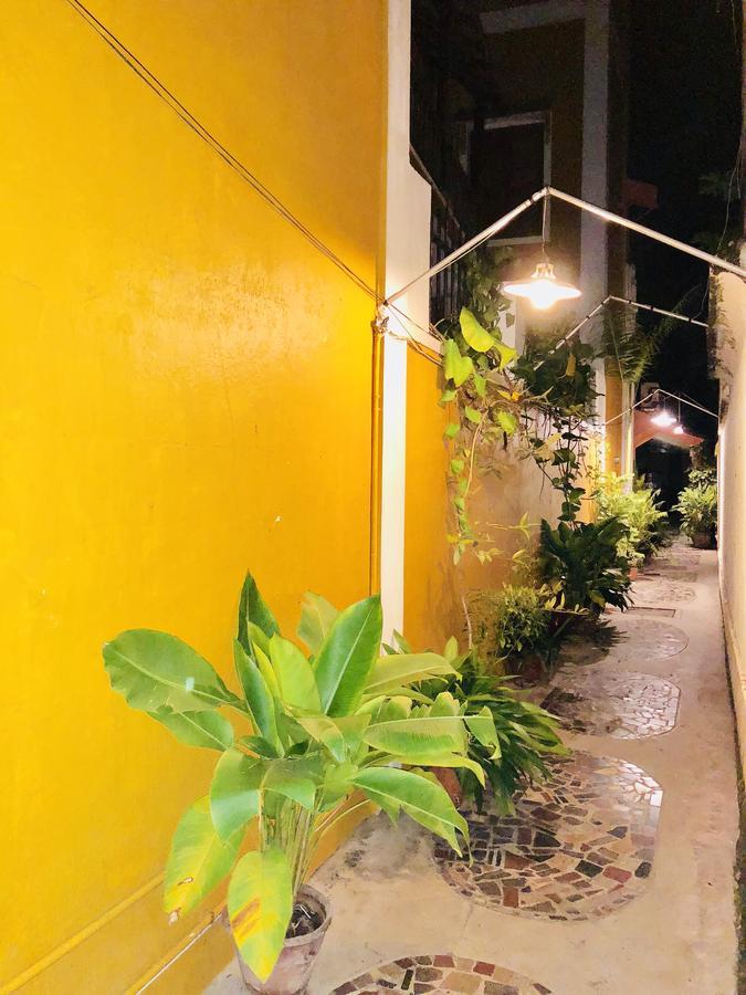 The French Villa Pondicherry Bagian luar foto